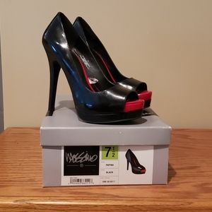 NEVER WORN Mossimo Black and Red Heels Size 7.5